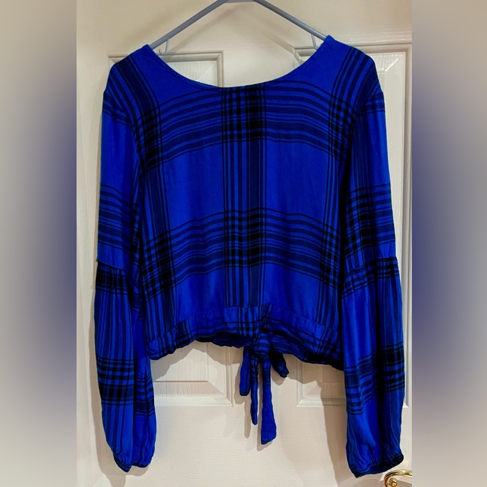 Beautiful vibrant blue and black flannel shirt.